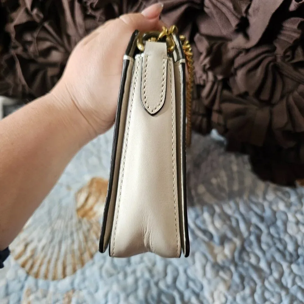 Coach Signature Chain Crossbody Bag Purse In Chalk Leather